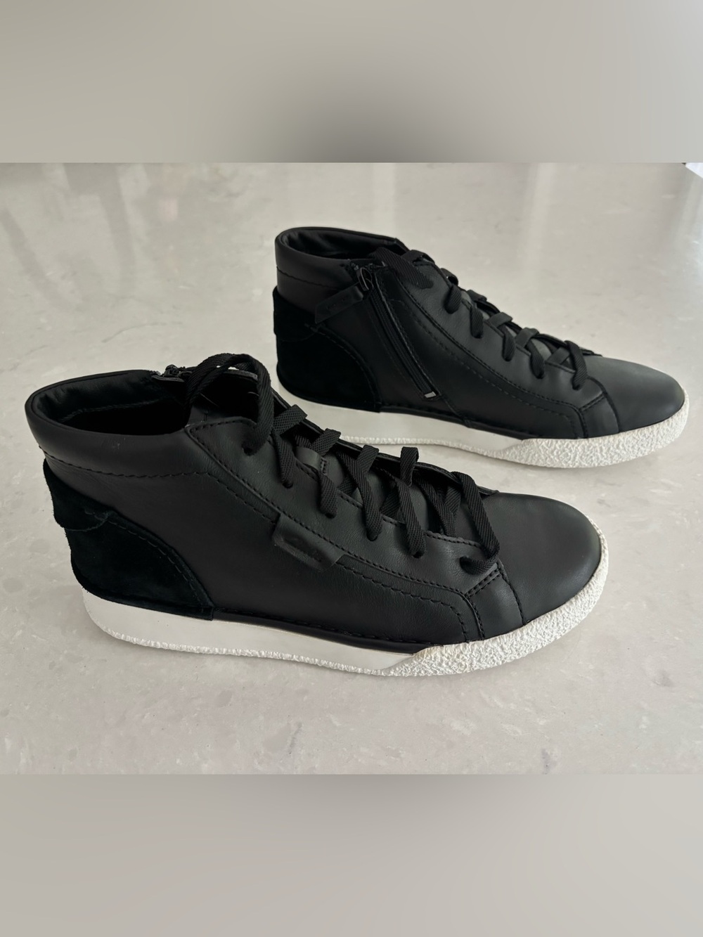 Clark’s Craft Cup Hi Black Leather Sneaker